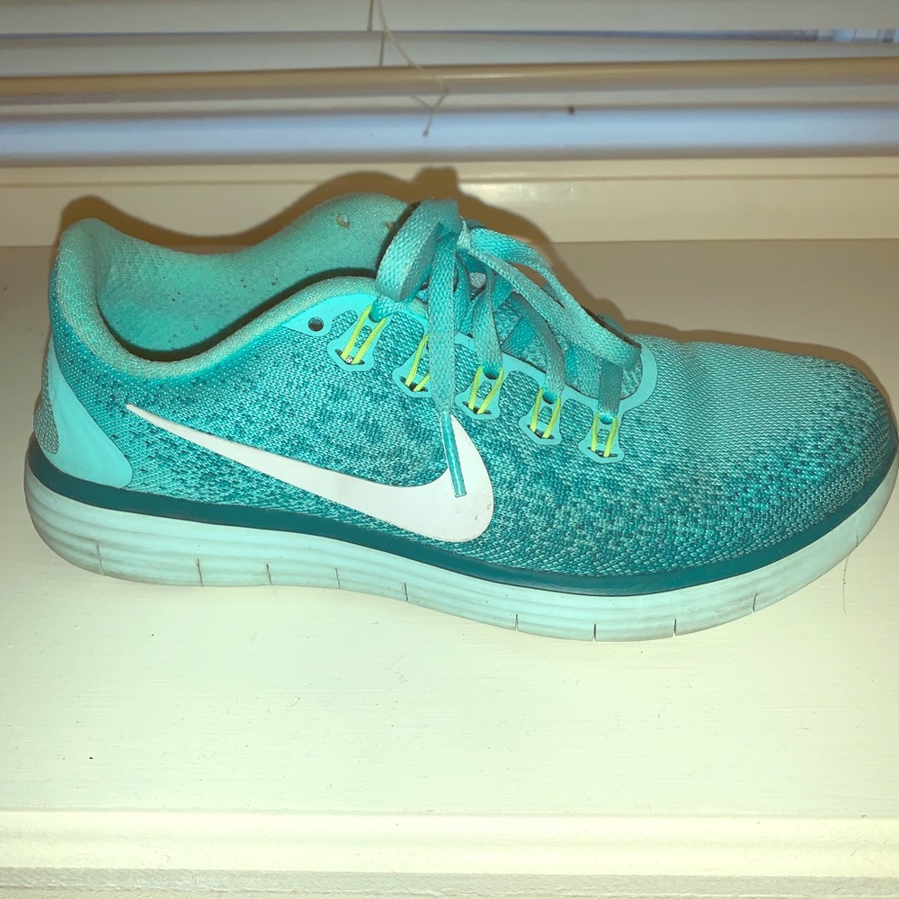 Nike Free RN Distance Sneakers